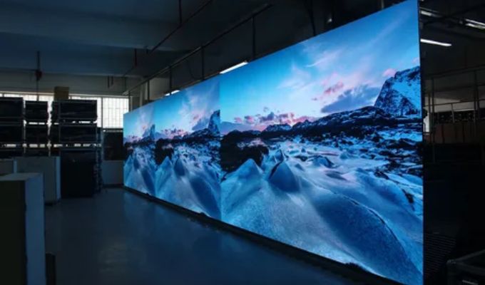 Enhancing Brand Visibility with Dynamic Displays